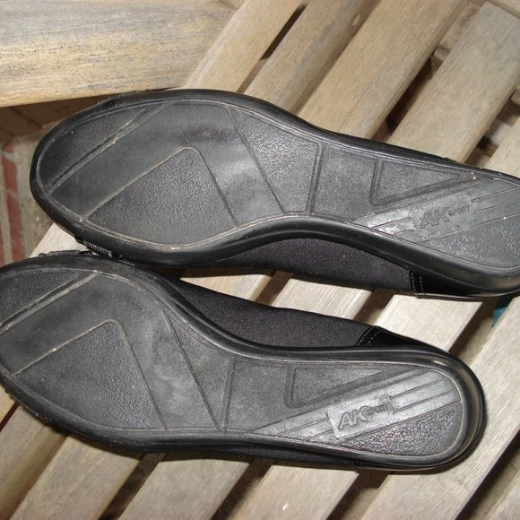 ANNE KLEIN SPORT WEDGE BLACK SHOES SIZE 10M - Picture 6 of 7